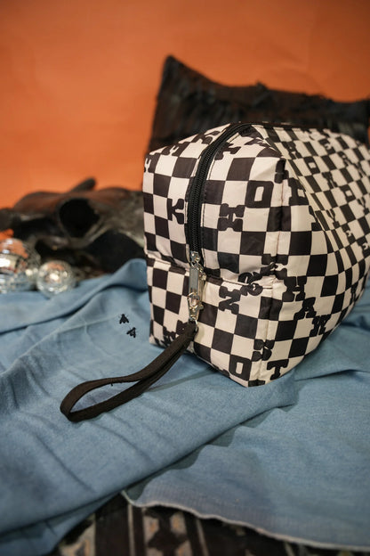 Checkered Traveler tote